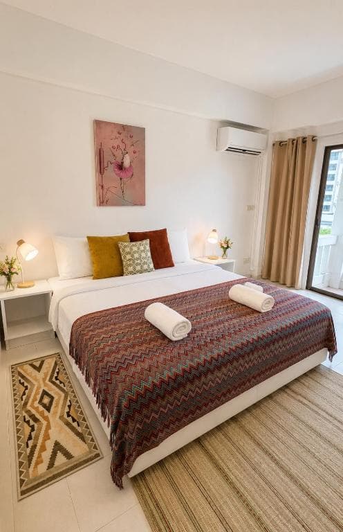 Deluxe Double Room with Balcony — photo 2